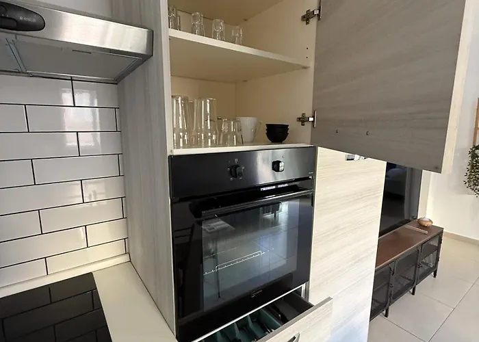 Calypso - 3br 2ba With Mercury View, Paceville *