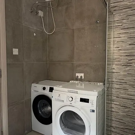 Apartment Calypso 1 Spacious With Mercury Tower View In Paceville Close To Nightlife