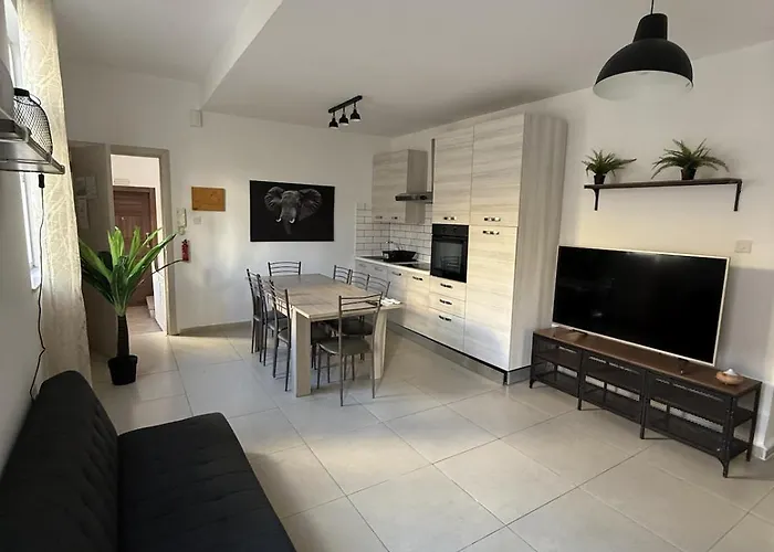 Apartment Calypso - 3br 2ba With Mercury View, Paceville